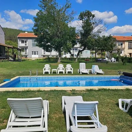 Divina Hotel apartamentowy Borov Dol